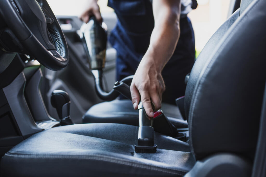 Autoreinigung Frühjahrsputz im Auto