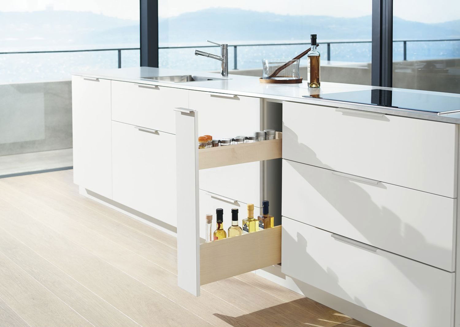 Für sanft gleitende Schubladen: Auszugssysteme von Blum bis Hettich