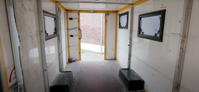 DIY: Camper Ausbau Fenster richtig einbauen