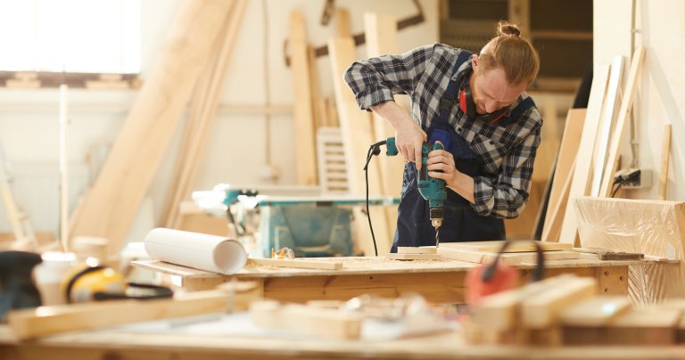 Bohren in Holz, Beton und Fliesen: 10 Tipps für Handwerker